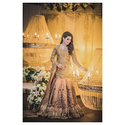ayeza khan bridal pics